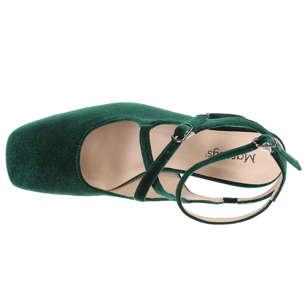 Masseys® Goldie (Women's)